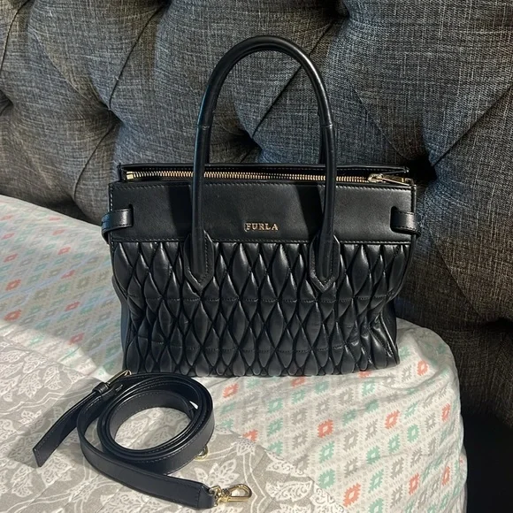 Furla leather crossbody bag - Picture 1 of 9